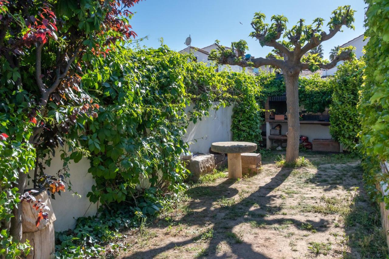 Villa Verde Piscina Pirvada Y Wifi L' Escala 외부 사진